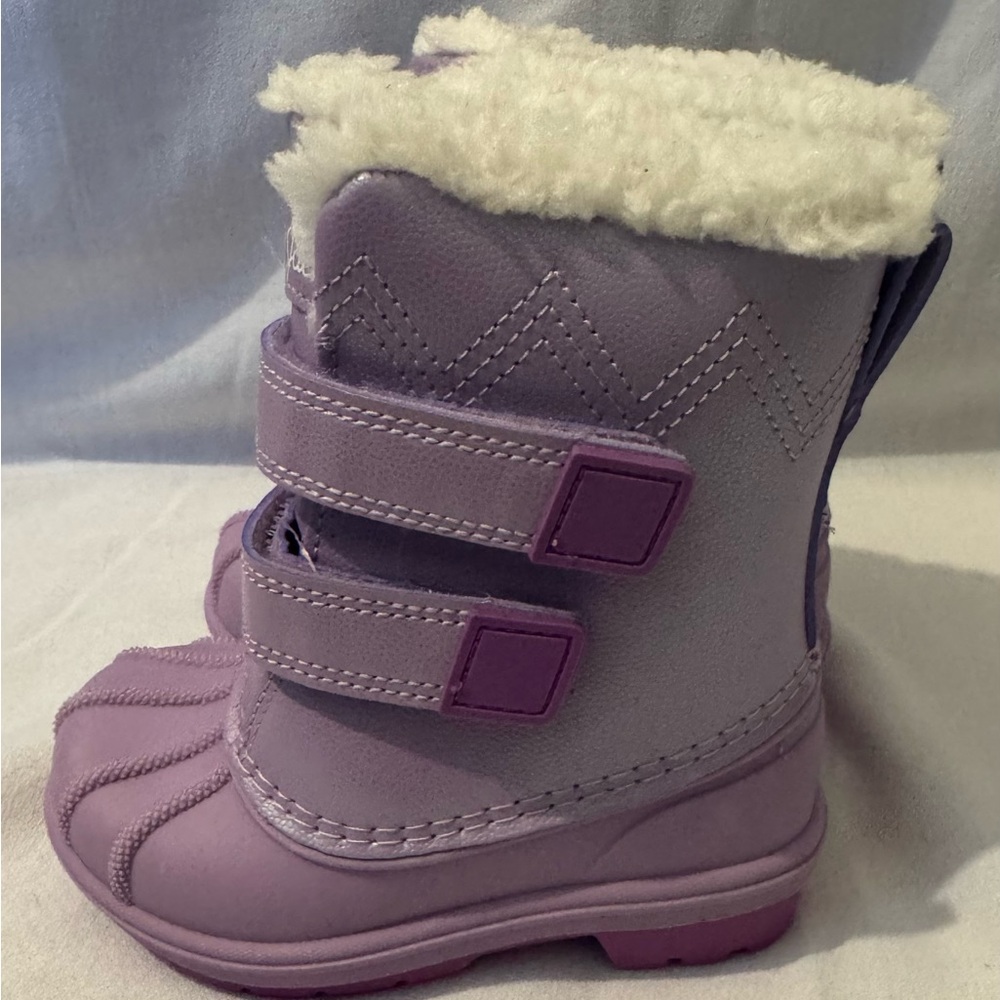 NWT Cat & Jack Iredescent Pink Snow Boots with Faux Fur Trim Sz 6T - Picture 2 of 9